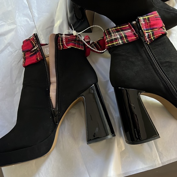 Betsey Johnson Idris Plaid Sash Rhinestone Buckle Booties - Picture 7 of 13